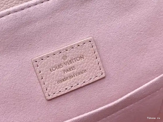 Affordable LOUIS VUITTON Ys-20*22*14CM Backup 0628